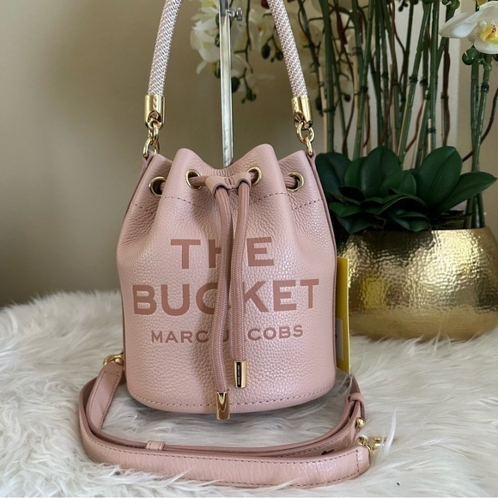 New Marc Jacobs THE LEATHER BUCKET BAG